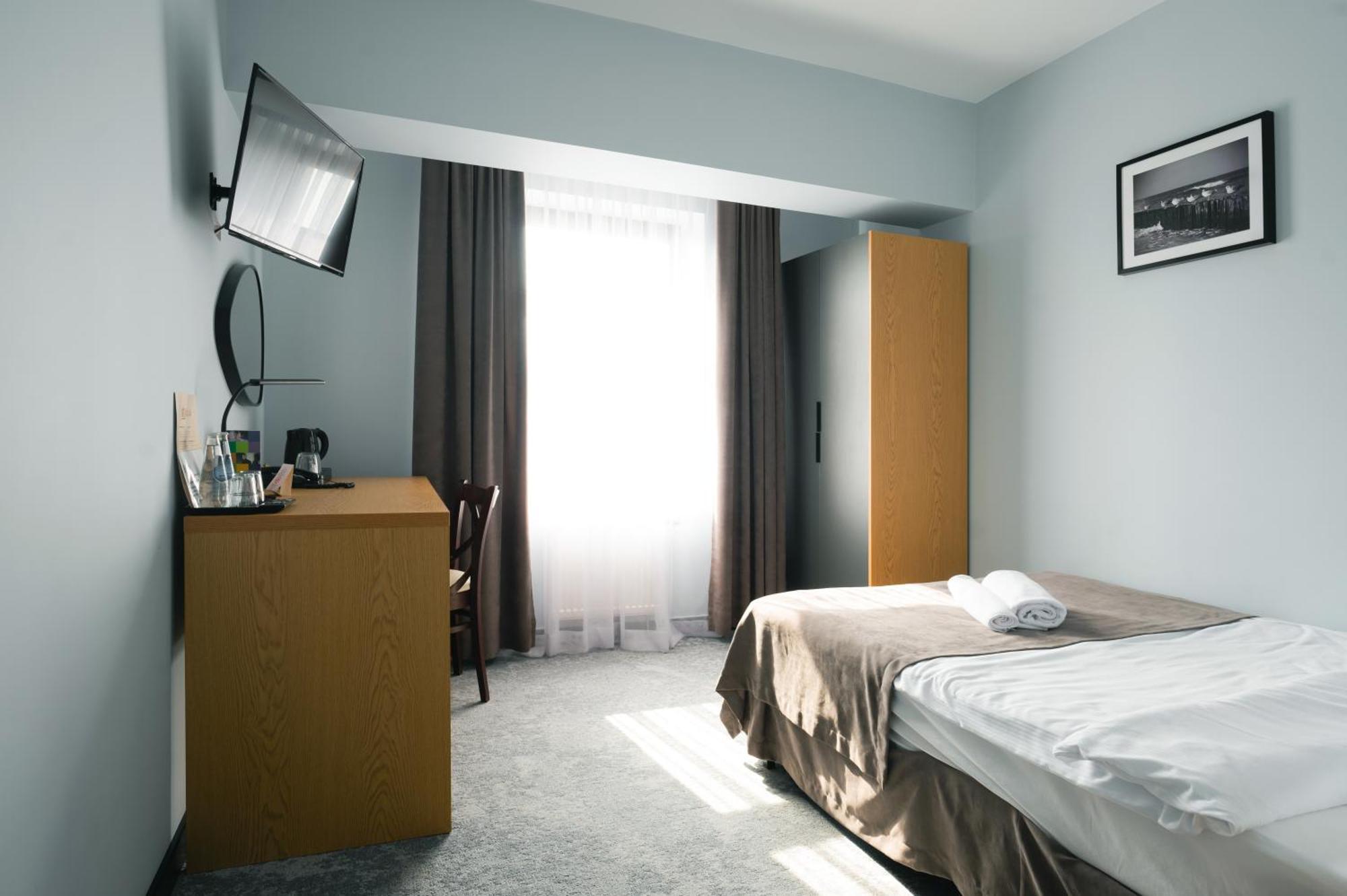Hotel Poniatowski 라돔 외부 사진